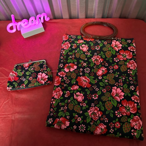 Lady’s Pride Handbags - Vintage Lady’s pride purse with matching coin purse 👛 Rare